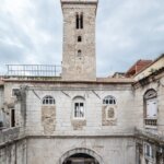 Pogled na istočni zid propugnakula i crkvu Gospe od Zvonika, stanje nakon radova (Arhiv HRZ-a, 2023.)