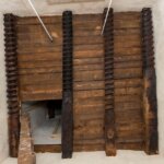 Unutrašnjost zvonika – međukatna drvena konstrukcija, stanje nakon radova (Arhiv HRZ-a, 2022.)