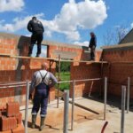 Gradnja zidane štale u Glini