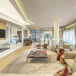 Luksuzan stan Cvjetni trg