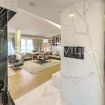 Luksuzan stan Cvjetni trg